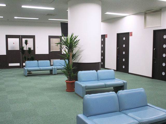 PFC JAPAN CLINIC 新庄の待合室